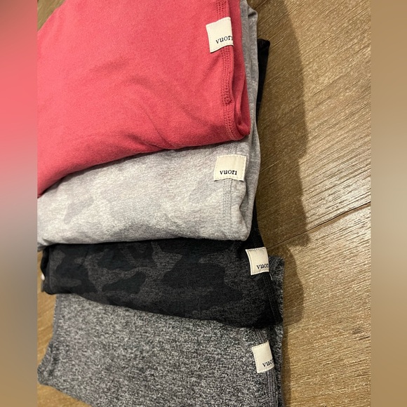 4 Sz Lg Vuori Joggers sold together- all in great condition - Picture 4 of 4